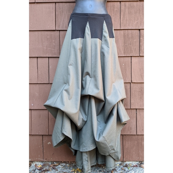 Vintage 90s Steampunk Renaissance gathered skirt Olive green small
